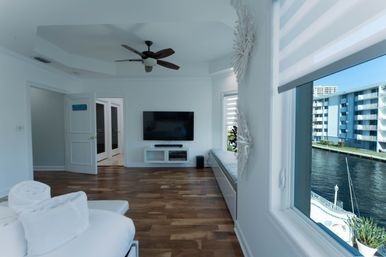 Best Lux Home With Games/Concierge On The Water  10 Min 2 Beach! image 75