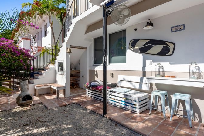 Best Central Beach House W/ Water Sport Services! image 6