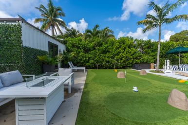Best Central Lux Villa W/ Services, Games & Sauna! image 10