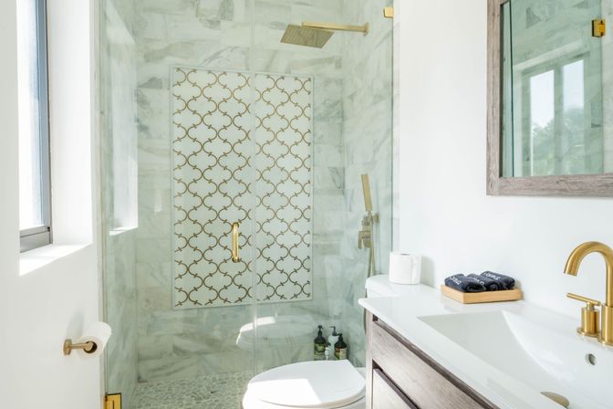 Best Central Lux Villa W/ Services, Games & Sauna! image 35
