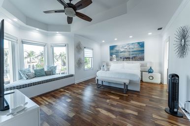 Best Lux Home With Games/Concierge On The Water  10 Min 2 Beach! image 85