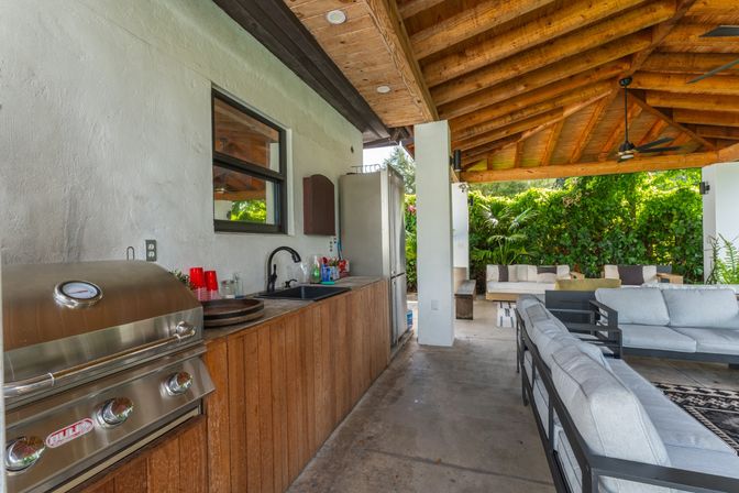 Best Central Lux Villa W/ Services, Games & Sauna! image 15