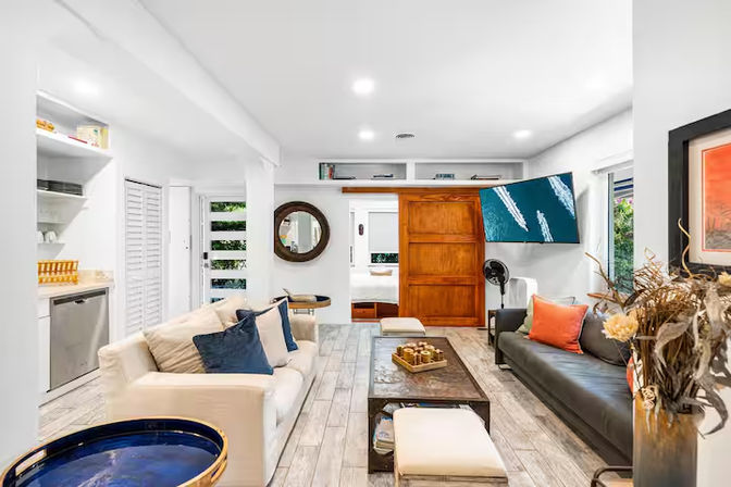 Best Central Beach House W/ Water Sport Services! image 41