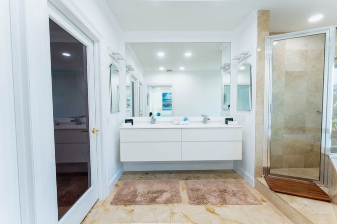 Best Lux Home With Games/Concierge On The Water  10 Min 2 Beach! image 80