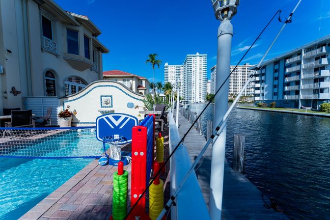 Best Lux Home With Games/Concierge On The Water  10 Min 2 Beach! image 51