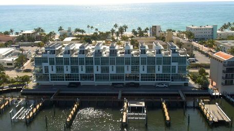 5 Story Condo W/ King Bed Jacuzzi W/ Ocean View! image 6