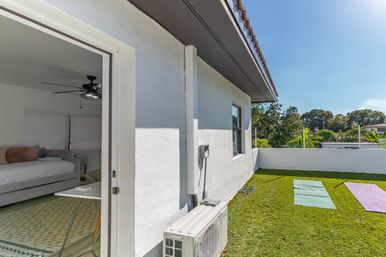 Best Central Lux Villa W/ Services, Games & Sauna! image 48