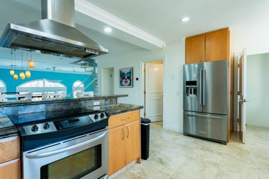 Best Lux Home With Games/Concierge On The Water  10 Min 2 Beach! image 70