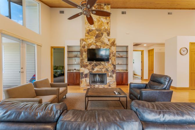 2 Home Sport Complex W/ Private Lake & Theater! image 96