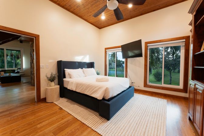 2 Home Sport Complex W/ Private Lake & Theater! image 60