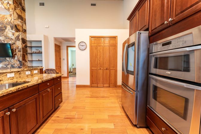 2 Home Sport Complex W/ Private Lake & Theater! image 90