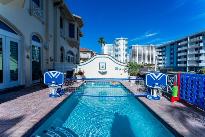 Best Lux Home With Games/Concierge On The Water  10 Min 2 Beach! image 53