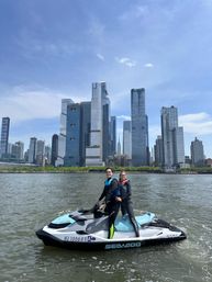 Jet Ski the NYC Skyline: Big Apple Landmarks image 13