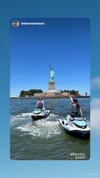 Jet Ski the NYC Skyline: Big Apple Landmarks image 11
