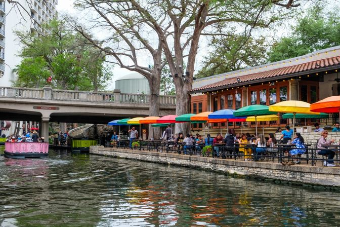 San Antonio Donut & Pastry Party: Sweet Treats Along the River Walk image 10