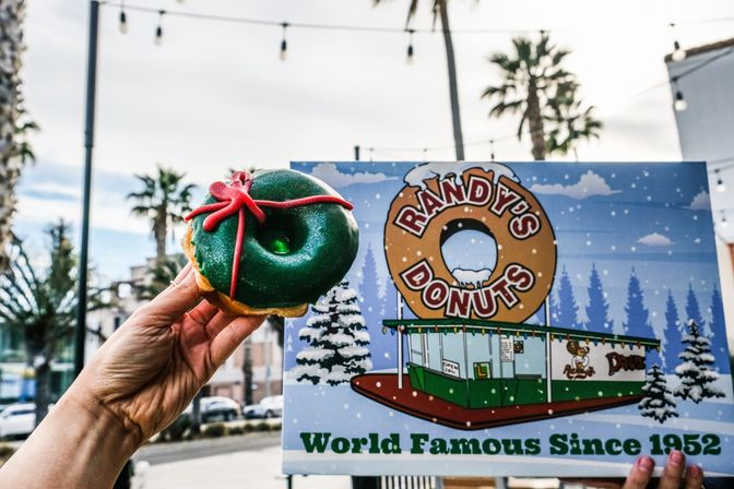 Santa Monica Bachelorette Donut Crawl, Donuts, Churros and Ice Cream by the Beach image 4