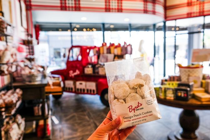 Savannah Bachelorette Sweet Treats Crawl Through the Historic District image 10