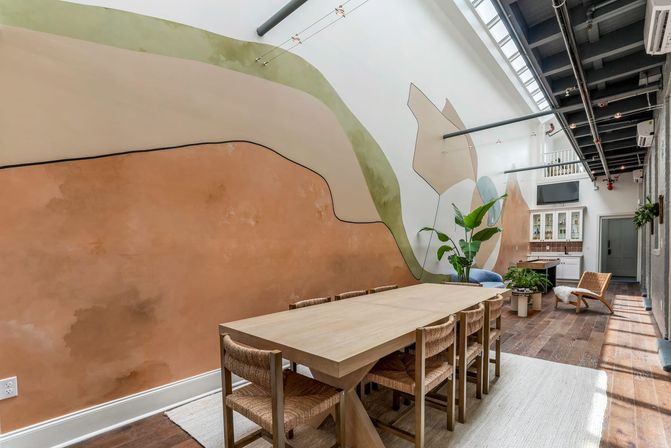 Double Condo Rental with Spacious and Luxurious Art-Filled Suites, Private Rooftop Terrace & Parking image 22