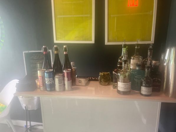 NYC’s Premier Mobile Bar Experience — Custom Cocktails Come to You! image 15