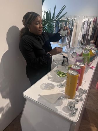 NYC’s Premier Mobile Bar Experience — Custom Cocktails Come to You! image 25