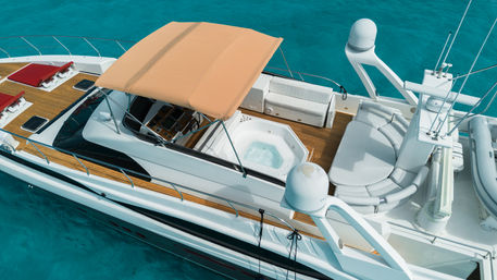 Private 80ft Luxury Yacht to Isla Mujeres - Drinks, Bartender & Water Activities image 5