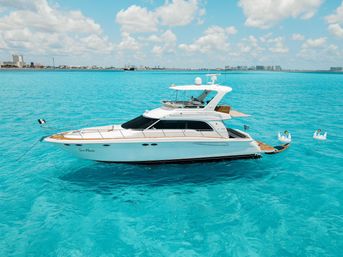 Private 55ft Luxury Yacht Experience to Isla Mujeres (6-8 Hours, All Inclusive) image 5
