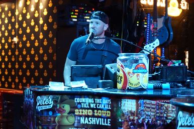 Pete's Dueling Piano Bar - Houston Texas image 6