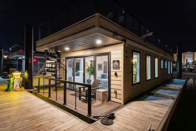 Luxury Houseboat - Rooftop - Steps from the beach image 2