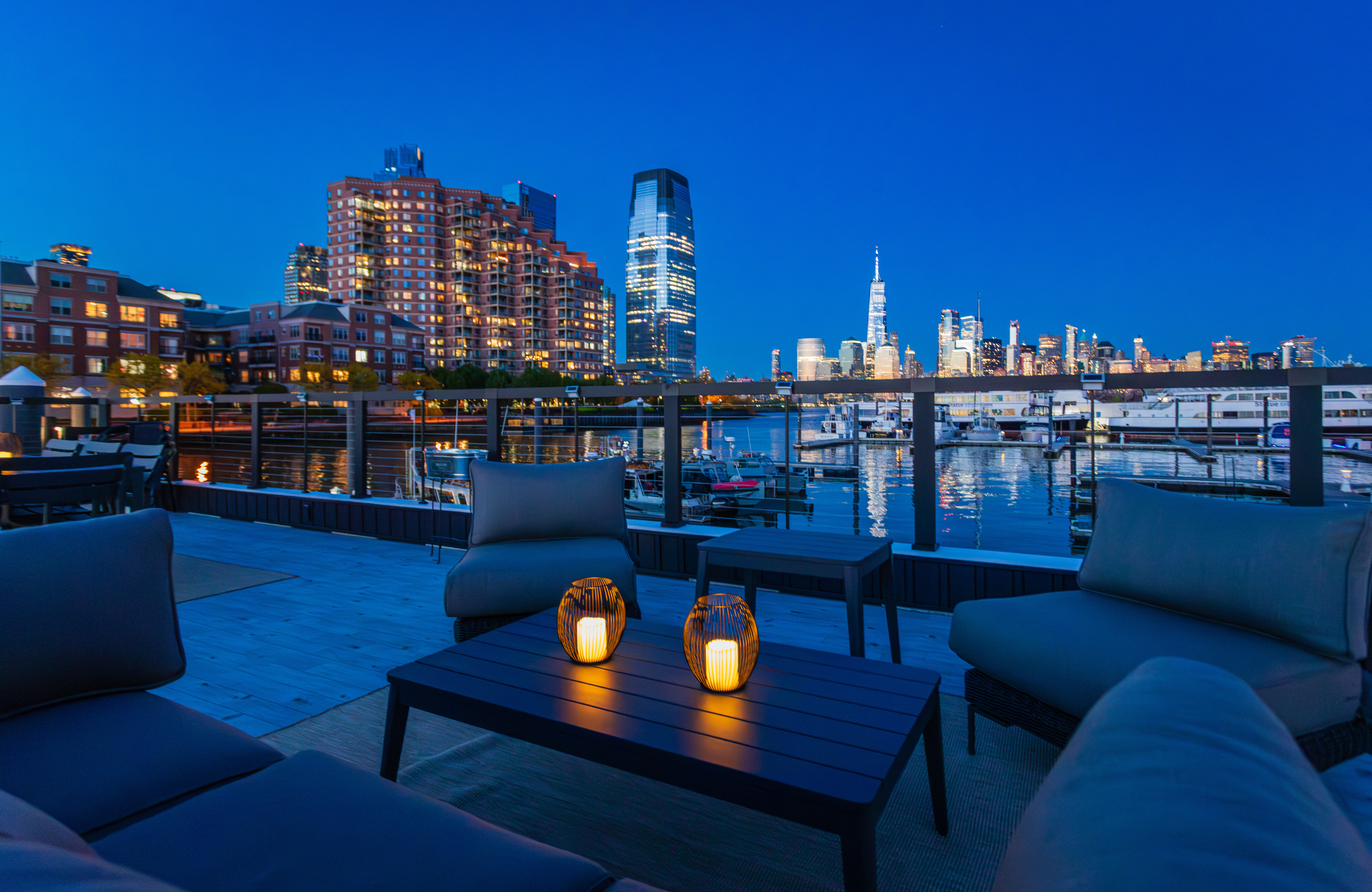 Luxury Houseboat - Rooftop - Manhattan Skyline Views image 3