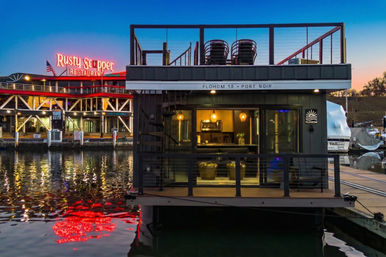 Luxury Houseboat - Rooftop - Inner Harbor Skyline Views image 2