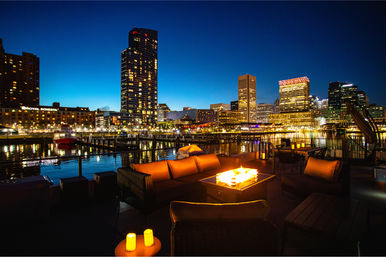 Luxury Houseboat - Rooftop Fire Pit - 360 Skyline Views image 2