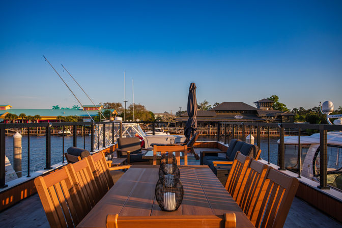 Luxury Houseboat - Pool & Rooftop - Barefoot Landing Resort image 14