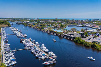 Luxury Houseboat - Pool & Rooftop - Barefoot Landing Resort image 31
