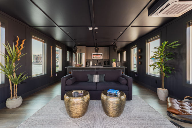 Luxury Houseboat - Rooftop - Inner Harbor Skyline Views image 4