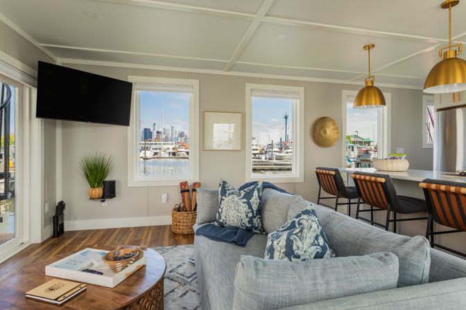 Luxury Houseboat - Rooftop - Manhattan Skyline Views image 6