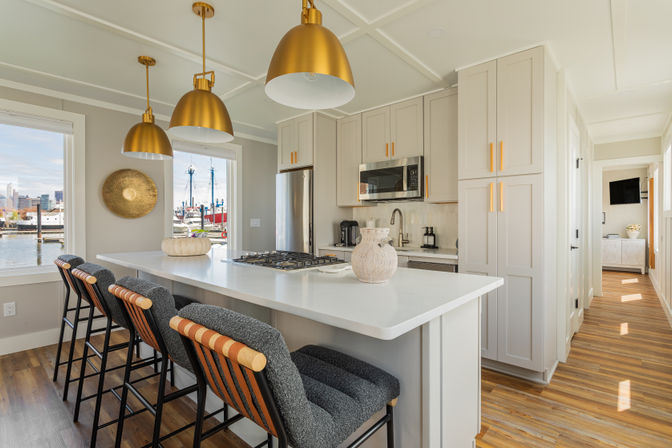 Luxury Houseboat - Rooftop - Manhattan Skyline Views image 11