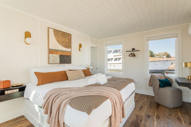 Luxury Houseboat - Pool & Rooftop - Barefoot Landing Resort image 9