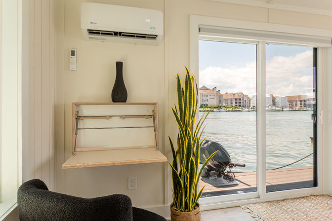 Luxury Houseboat - Rooftop - Steps from the beach image 22