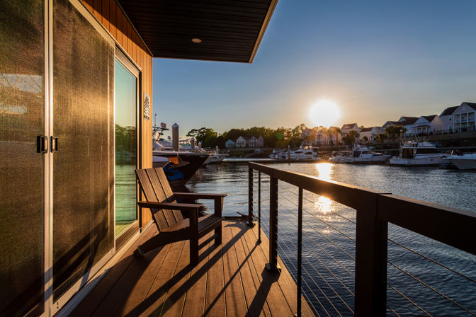 Luxury Houseboat - Pool & Rooftop - Barefoot Landing Resort image 12