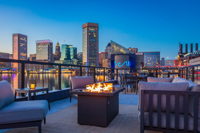 Luxury Houseboat - Rooftop - Inner Harbor Skyline Views image 12