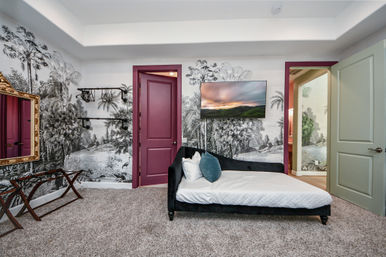 The Secret Garden HTX: Stylish 5 BR Home with Hot Tub, Chef, Massage & Mixology class image 26