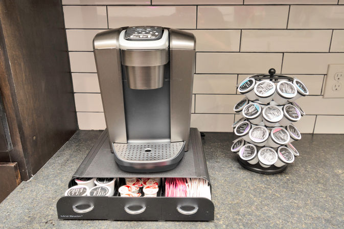 Bloom House: Floral-Themed Downtown Home with Hot Tub, Chef, Massage & Mixology Class image 72