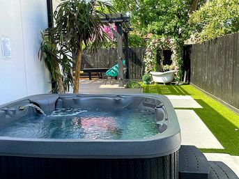 Bloom House: Floral-Themed Downtown Home with Hot Tub, Chef, Massage & Mixology Class image 60