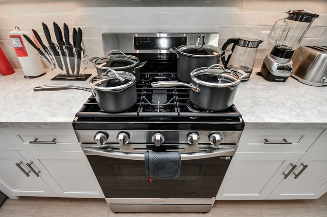 The Secret Garden HTX: Stylish 5 BR Home with Hot Tub, Chef, Massage & Mixology class image 19