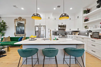 The Black House: Downtown Escape with Hot Tub, Chef, Stylish Decor, Massage & Mixology Class image 41