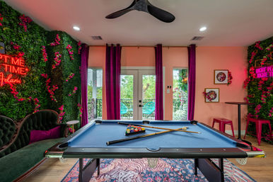 The Garden of Eden HTX: Insta-Worthy Home with Game Room, Hot Tub, Private Chef, Massage & Mixology Class image 15