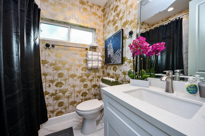 The Secret Garden HTX: Stylish 5 BR Home with Hot Tub, Chef, Massage & Mixology class image 36