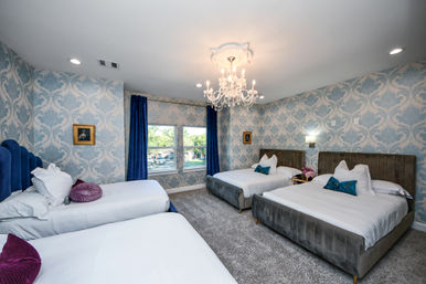 The Secret Garden HTX: Stylish 5 BR Home with Hot Tub, Chef, Massage & Mixology class image 44