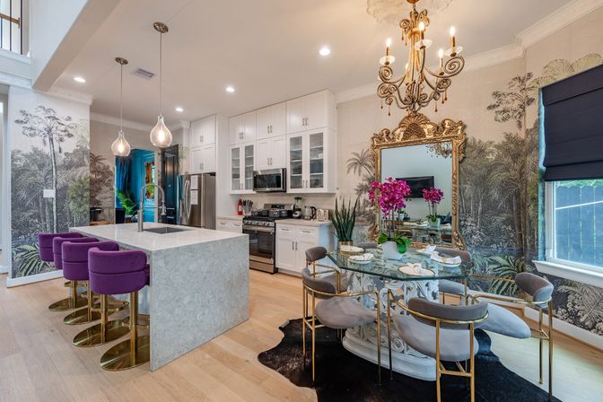 The Secret Garden HTX: Stylish 5 BR Home with Hot Tub, Chef, Massage & Mixology class image 58
