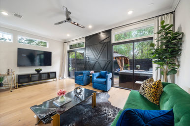 The Black House: Downtown Escape with Hot Tub, Chef, Stylish Decor, Massage & Mixology Class image 17